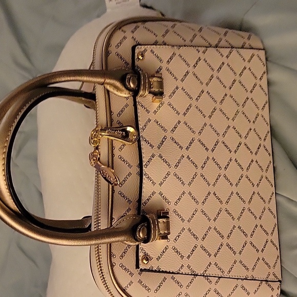 Handbag - Picture 2 of 5